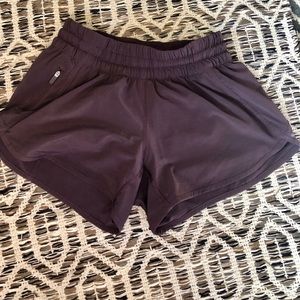Lulu Lemon Hotty Hot Short